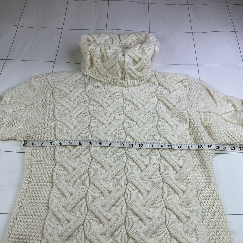 Aran Woollen Mills Sweater Womens Medium Cream Chunky Merino Wool Turtleneck - Picture 6 of 7